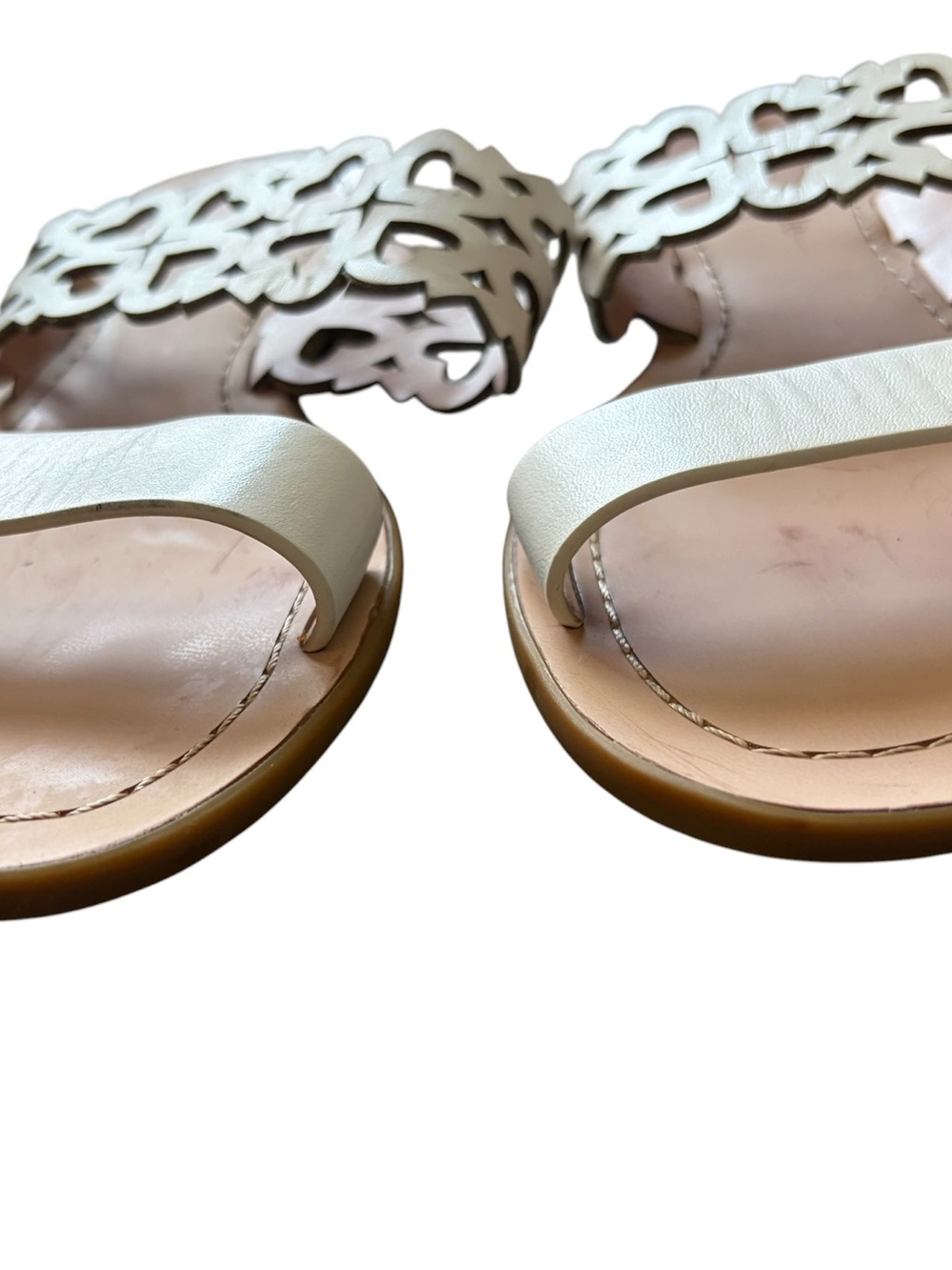Kate Spade New York Ambrosia White Leather Heart-Cut Slide Sandals Size 6.5 - Picture 6 of 7